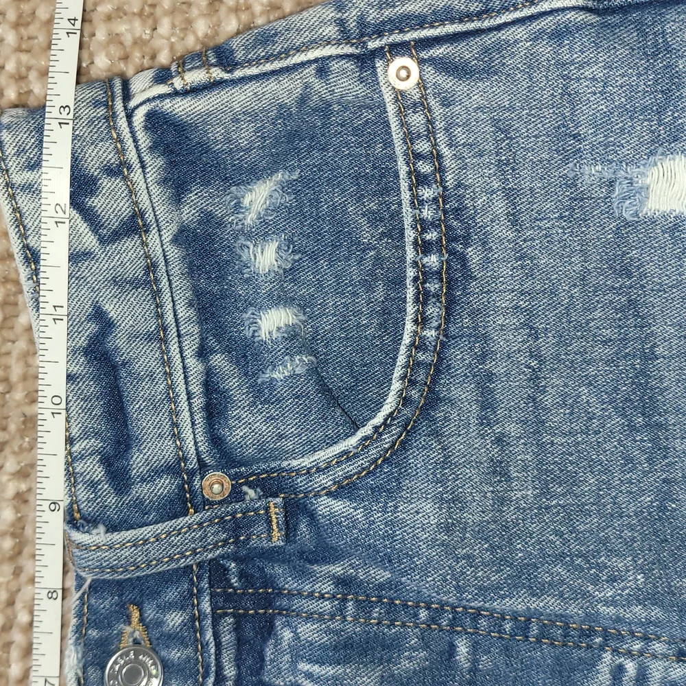 Denim Short Size‎ 4